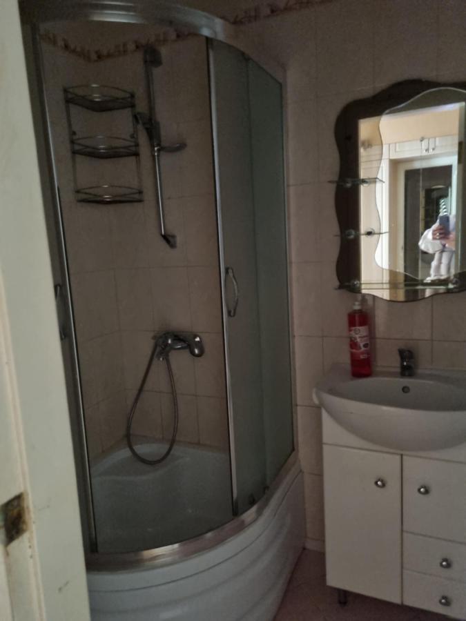 Ferienwohnung 1Комнатная Квартира С Ноткой Прованса Krementschuk Exterior foto