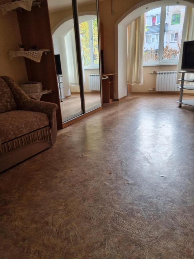 Ferienwohnung 1Комнатная Квартира С Ноткой Прованса Krementschuk Exterior foto